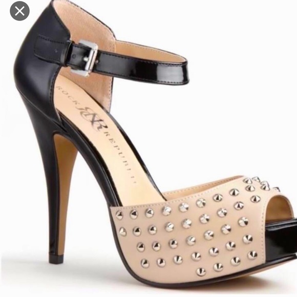 Rock & Republic Shoes - ROCK & REPUBLIC 5” w 1” PLATFORM STILETTO SHOE 7.5